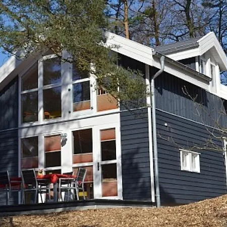 Vakantiehuis Kuschelmuschel 14 *